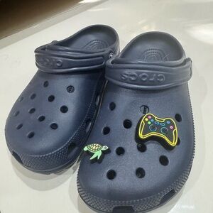 Navy CROCS with 2 jibbitz included [7M/ 9W]